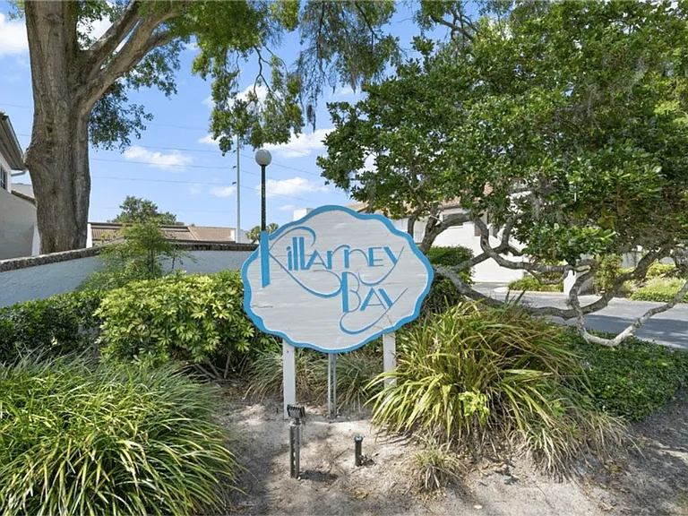 150 Killarney Bay Ct #5 — Photo 24