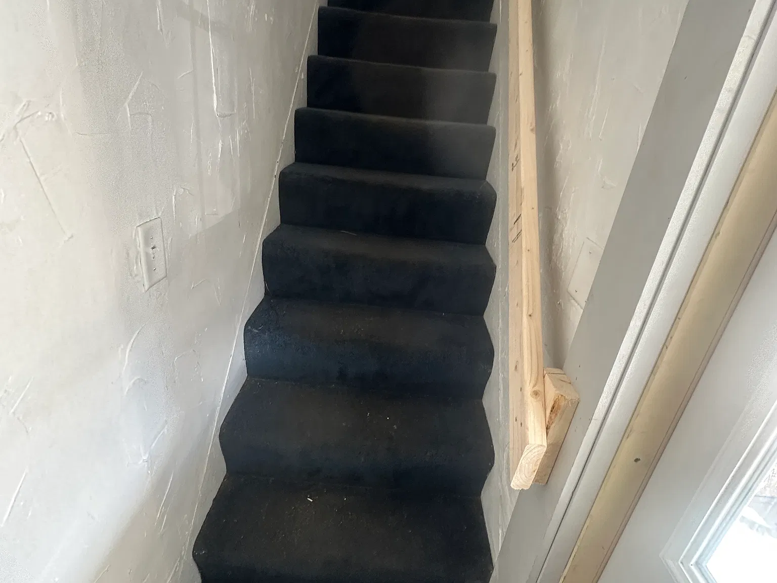 2 bed, $1,000 — Photo 2