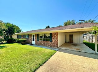 202 Middle Creek Rd, Many, LA 71449