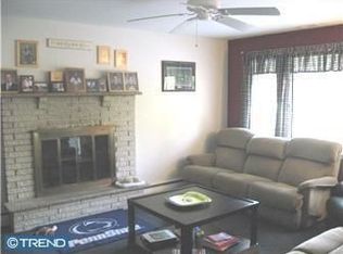 304 Rockledge Ave, Huntingdon Valley, PA 19006