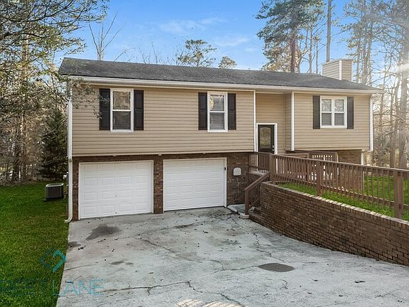 3rd image of 3929 Bentley Dr