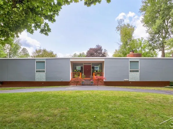 1200 N Parkway Dr, Midland, MI 48640