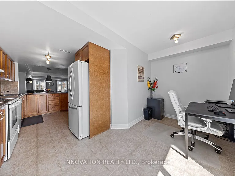 742 B Chapman Mills Dr #12 — Photo 3