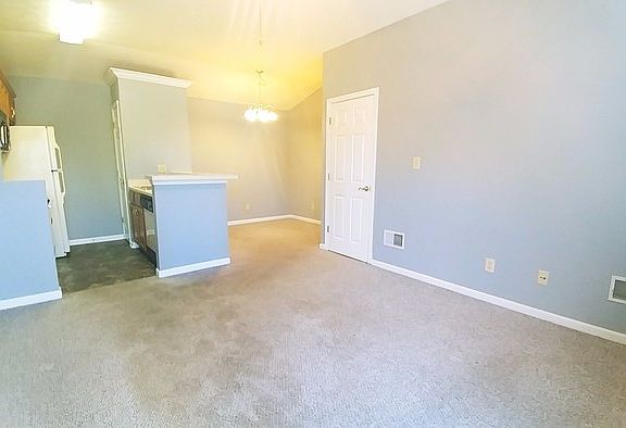 2nd image of 148 Andrews Blvd