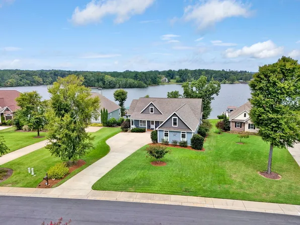 107 Gardenia Dr, Ninety Six, SC 29666
