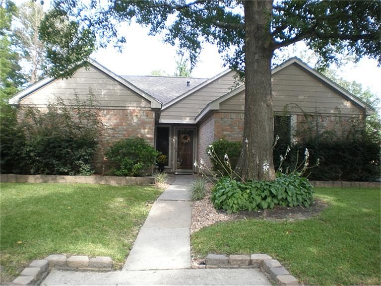 1st image of 3902 Holly Green Ct