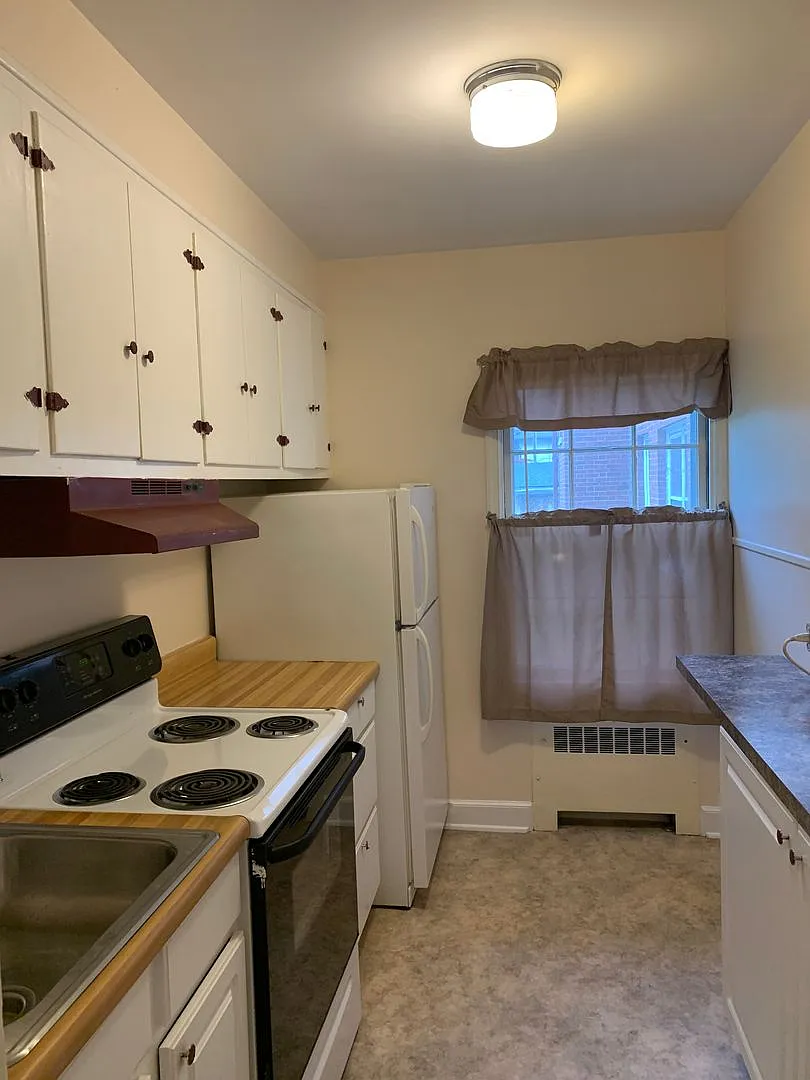 115 W. Water St. — Photo 3