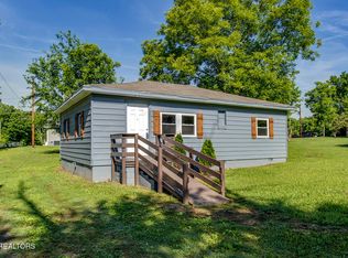 324 N Georgia Ave, Etowah, TN 37331