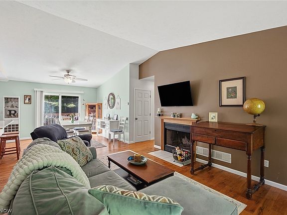 4th image of 10435 Cedar Rd
