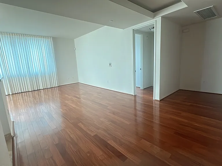 1199 Bishop St #16B — Photo 13
