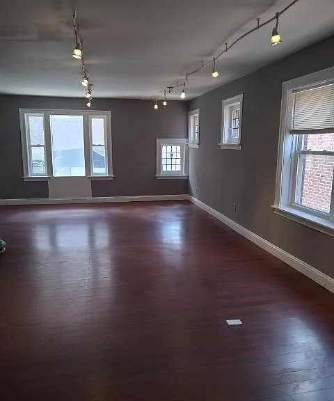 7529 Forsyth Blvd #C — Photo 1