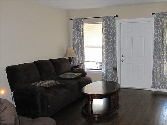 4th image of 650 Lake Maggiore Blvd S
