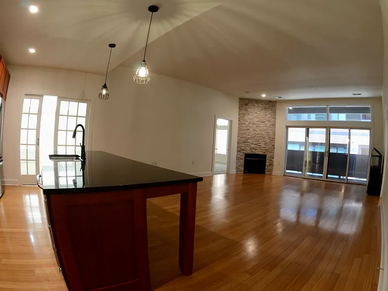 222 N East St #105 — Photo 1