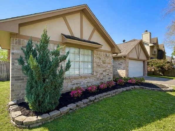 17007 Spruce Run Dr, Spring, TX 77379