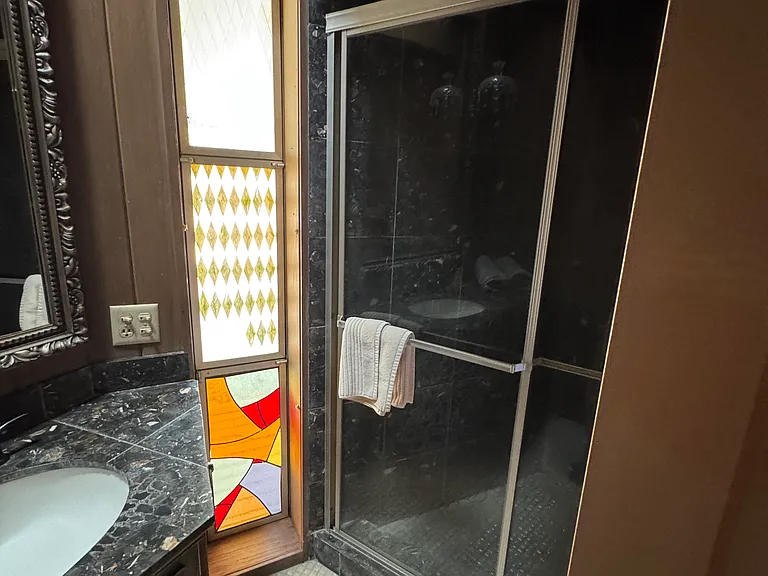 Quartz Way — Photo 11