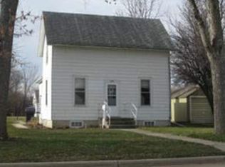 1308 8th Ave, Windom, MN 56101