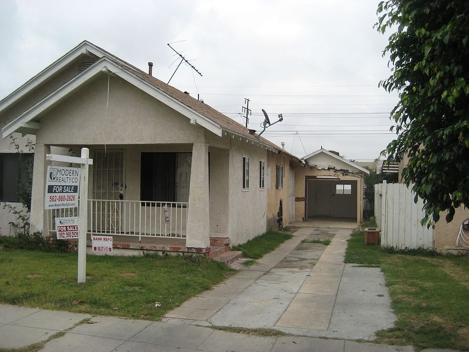 2nd image of 5932 Cerritos Ave