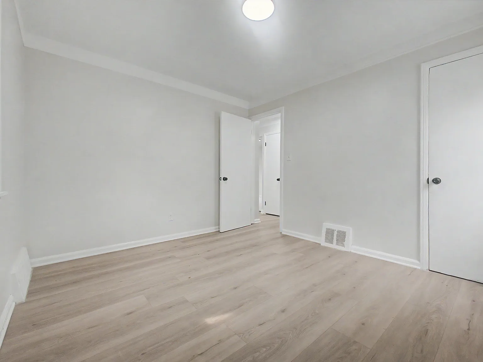 2 bed, 1540 sqft, $1,200 — Photo 4