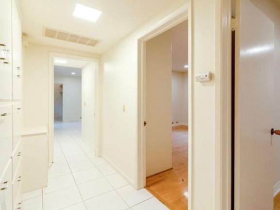 4th image of 1510 Virginia Ave