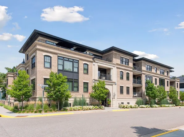 240 Minnetonka Ave S APT 304, Wayzata, MN 55391