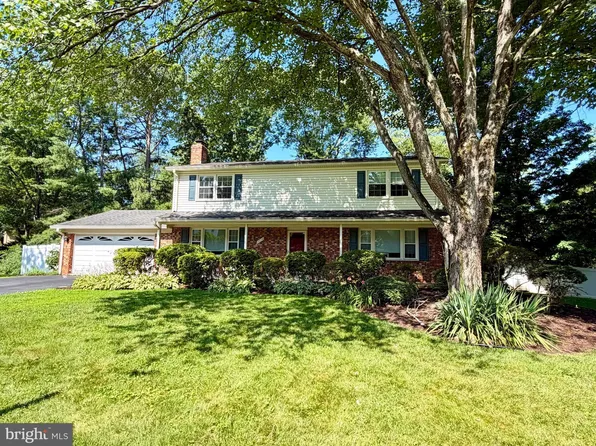 7216 Reservation Dr, Springfield, VA 22153