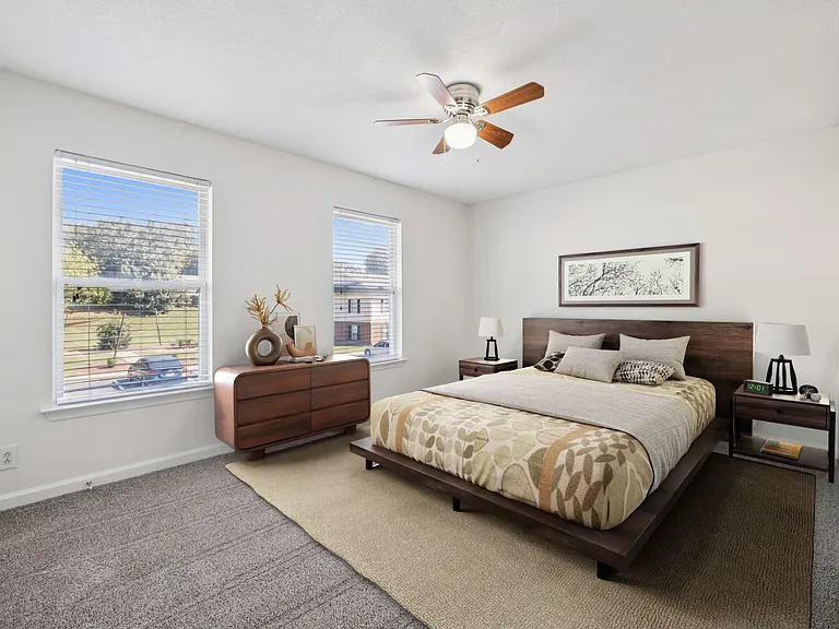 Two Bedroom B - 2 Bed / 1.5 Bath - 1,050 Sq.Ft.