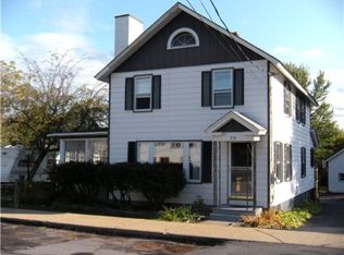 25 Elm St, Peru, NY 12972