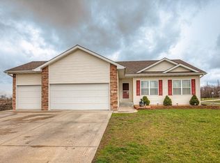 1202 E Madison Ave, Indianola, IA 50125