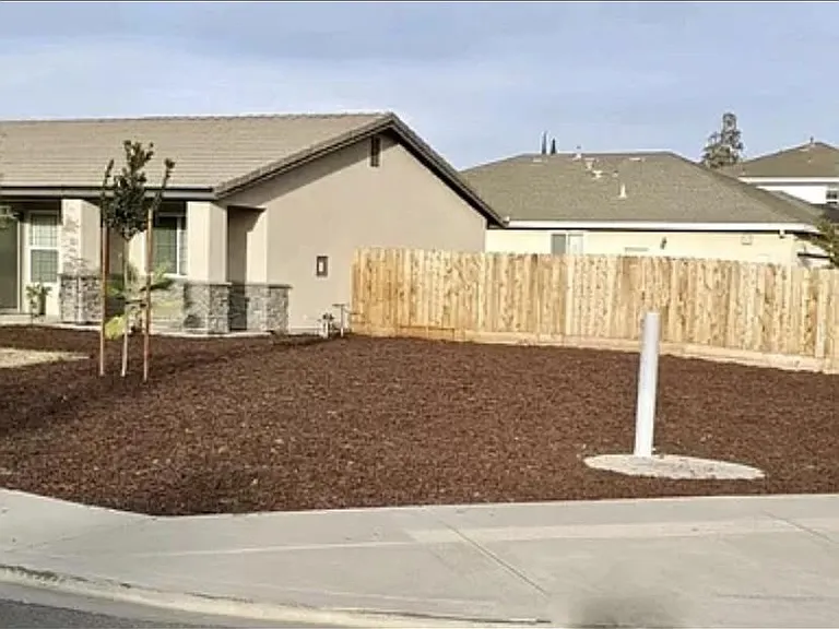 6640 Meadowlark Ave — Photo 3