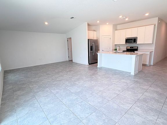 3rd image of 263 Brave Rd