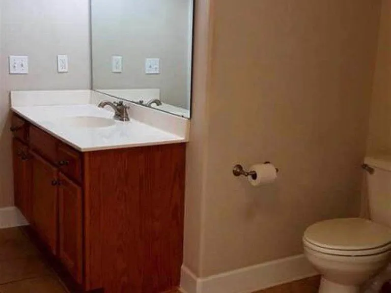 2213 Delta Ln — Photo 11