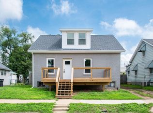 627 Ann Eliza St, Pekin, IL 61554