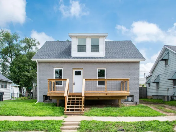 627 Ann Eliza St, Pekin, IL 61554