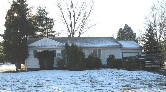2nd image of 1056 Brown Rd