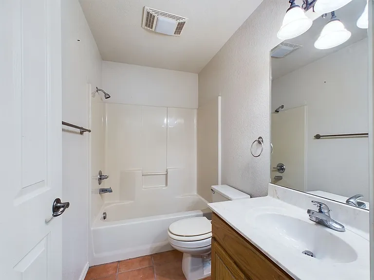 605 Paintbrush Hollow St — Photo 18