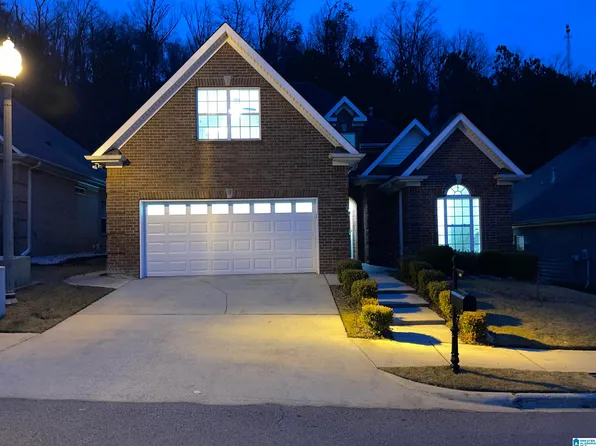 833 Castlemaine Dr, Birmingham, AL 35226