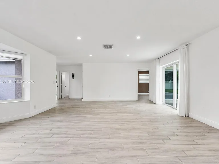 3192 NW 40th Ct — Photo 16