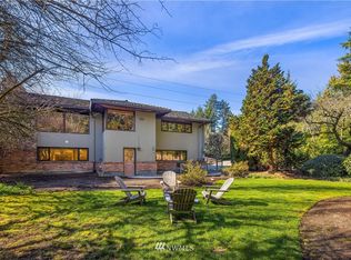 1076 Lake Washington Blvd NE, Medina, WA