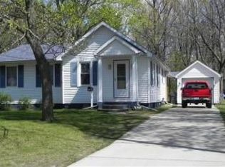 105 Lincoln St, Dowagiac, MI 49047