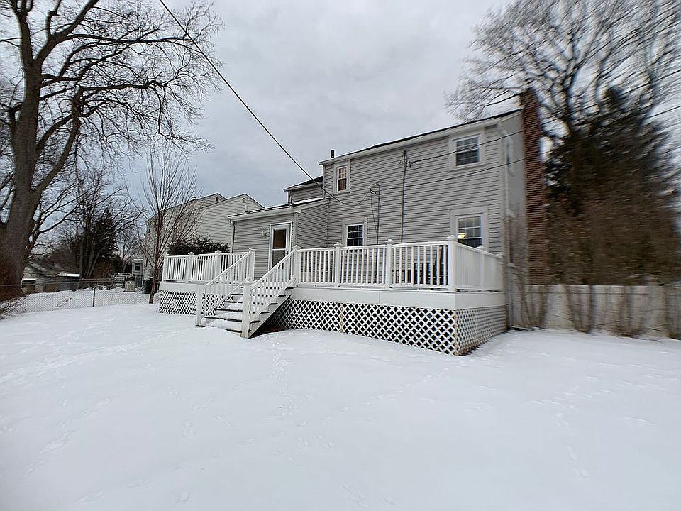 2nd image of 1432 Leedom Rd
