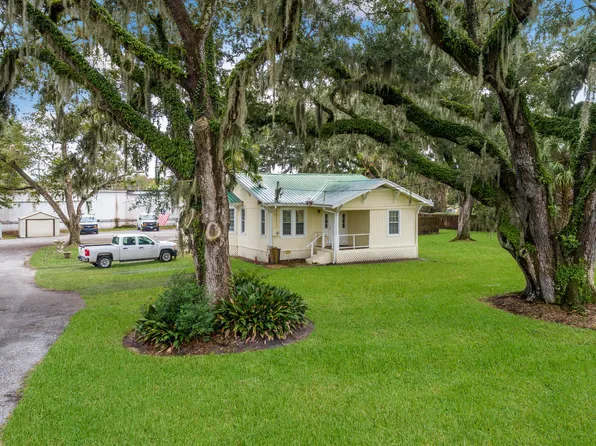 2862 Ballard Oaks Rd, Jacksonville, FL 32207