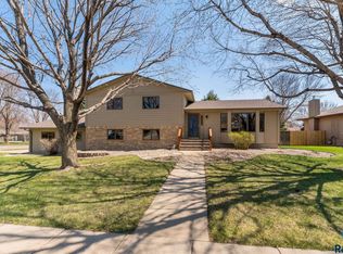 4600 S Harrington Ave, Sioux Falls, SD 57103