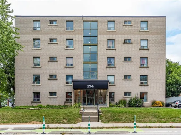 174 Herkimer St #304, Hamilton, ON L8P 2H4
