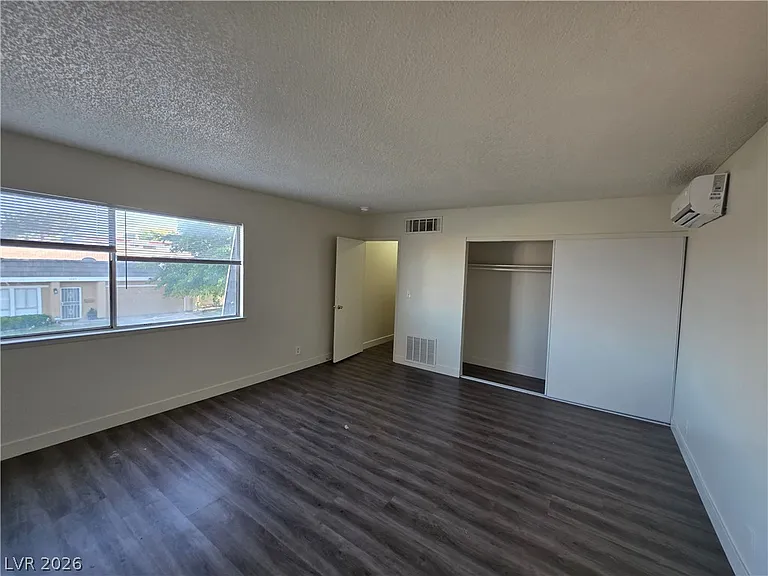 3364 Royce Ct — Photo 51