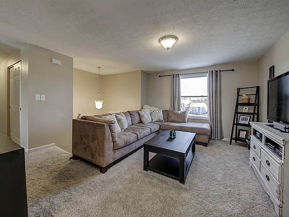 3rd image of 7605 Tollgate Ct