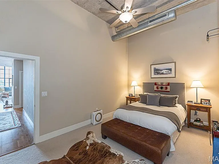 4100 Forest Park Ave #501 — Photo 17