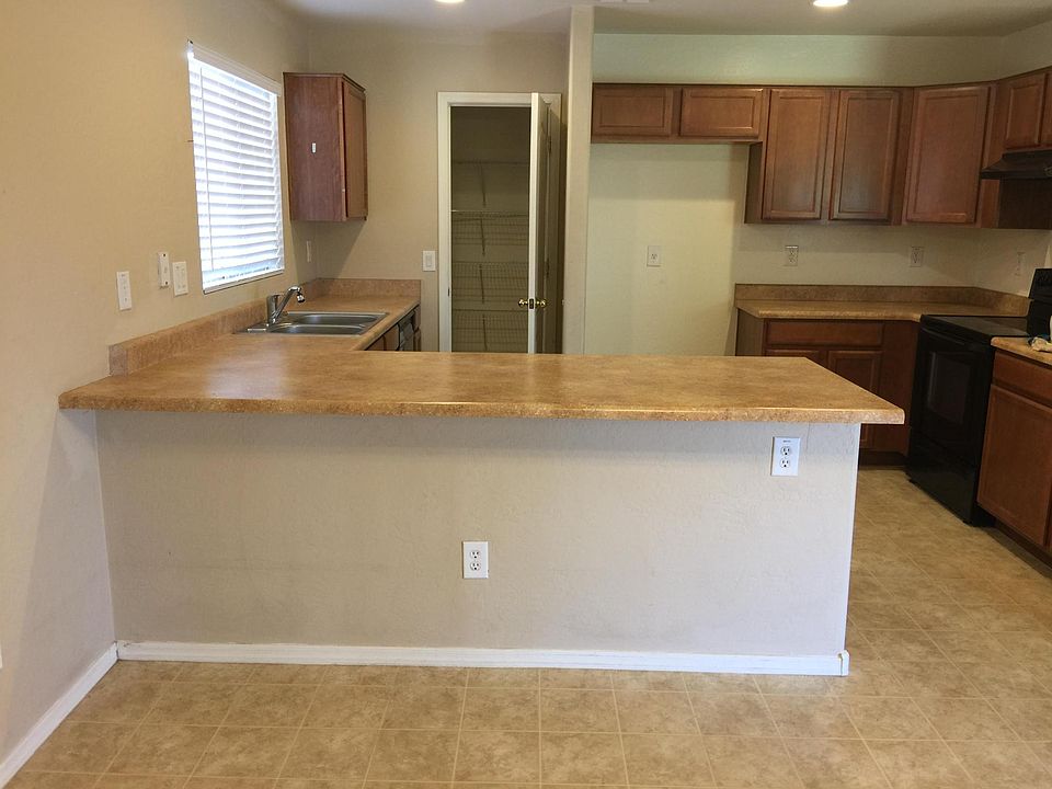 2nd image of 21801 W Pima St