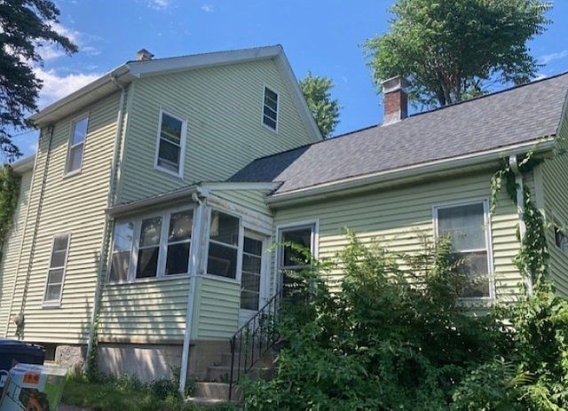 2nd image of 47 Summer St
