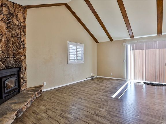 2nd image of 665 Sonoma Dr