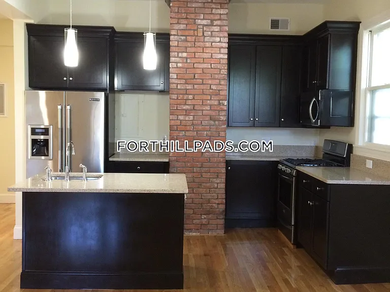 34 Juniper St #1 — Photo 30